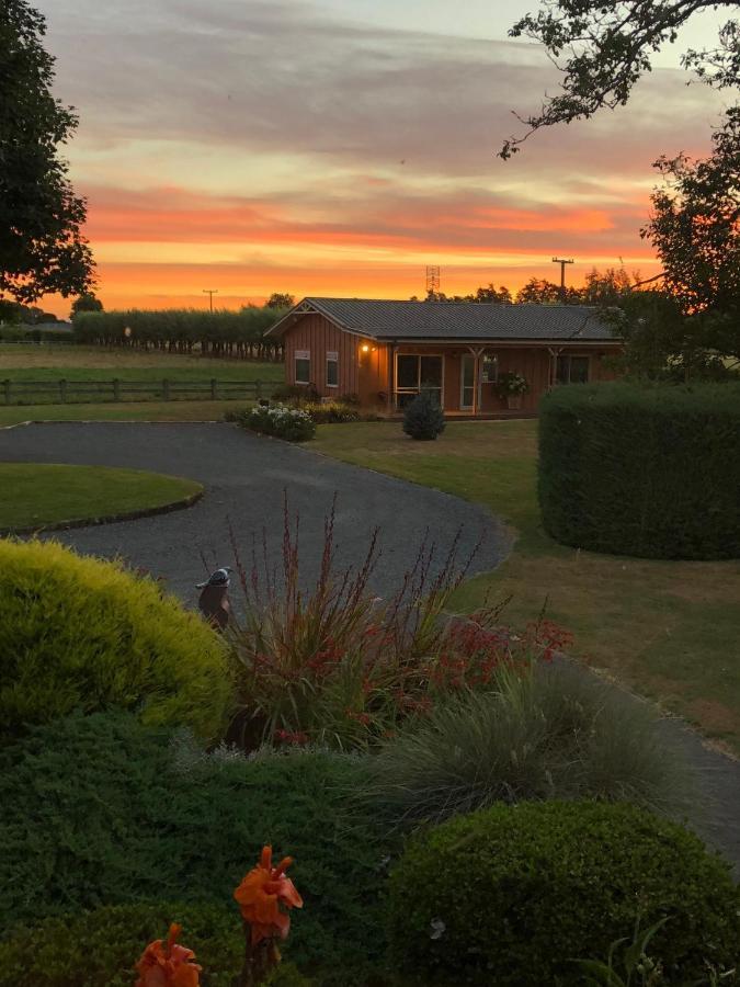 Walnut Lodge B&B Matamata Exterior photo