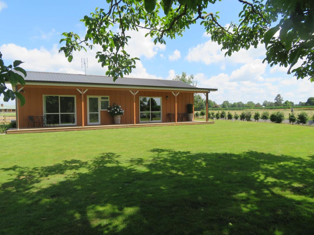 Walnut Lodge B&B Matamata Exterior photo